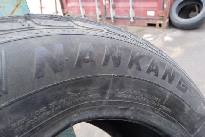 Nankang ESSN-1 Corsafa 215/60 R17