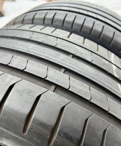 Pirelli P Zero PZ4 245/40 R21