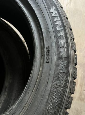 Dunlop Winter Maxx WM01 225/55 R17