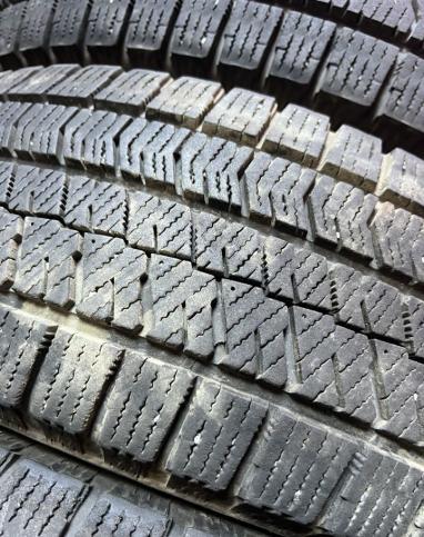 Bridgestone Blizzak VRX2 185/65 R15