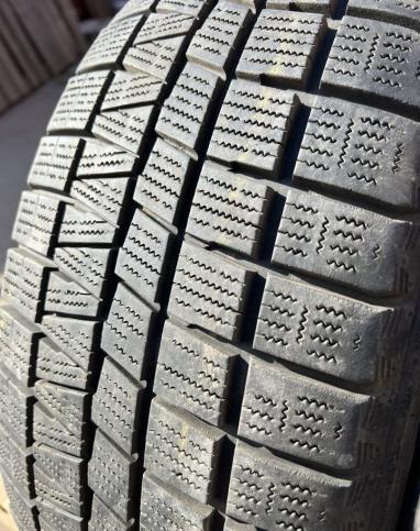 Nankang ESSN-1 Corsafa 215/60 R17