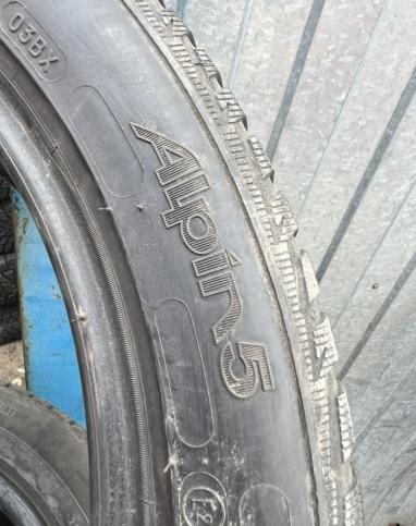 Michelin Alpin 5 205/50 R17