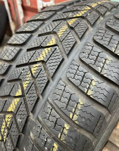 Pirelli Winter Sottozero 3 275/35 R21