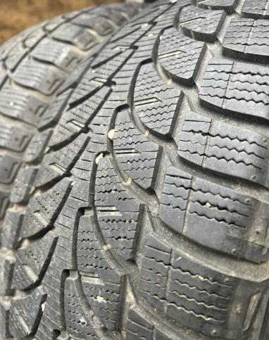 Bridgestone Blizzak LM-80 215/60 R17