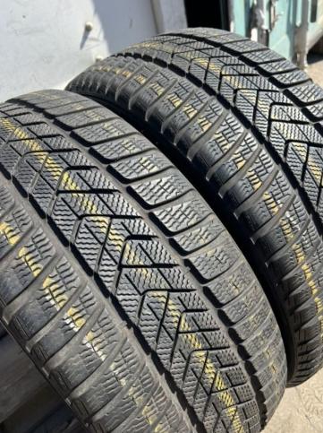 Pirelli Winter Sottozero 3 255/35 R21