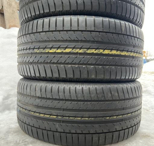 Goodyear Eagle F1 Asymmetric SUV 295/40 R22