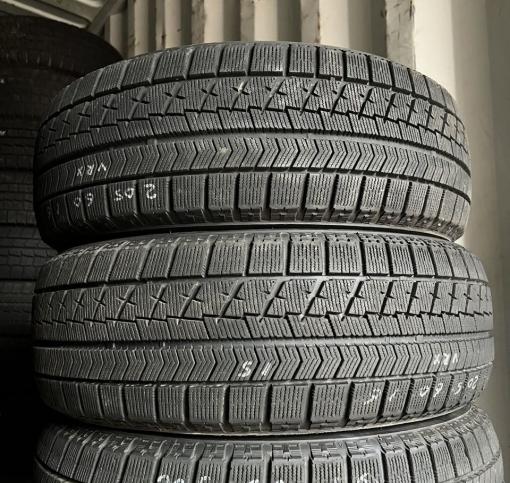 Bridgestone Blizzak VRX 205/60 R16