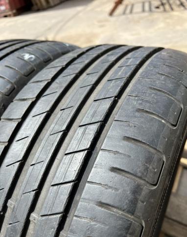 Goodyear EfficientGrip Performance 225/45 R17