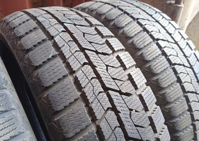 Toyo Observe GIZ2 175/65 R14