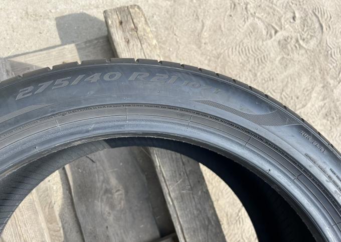 Pirelli P Zero PZ4 275/40 R21