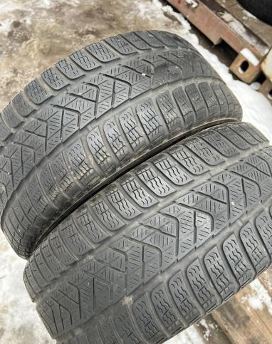 Pirelli Winter Sottozero 3 215/45 R16