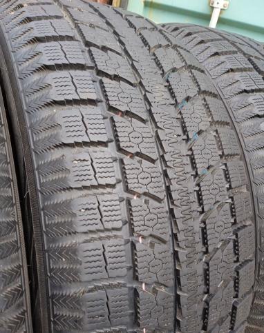 Toyo Observe GSi-5 275/50 R21