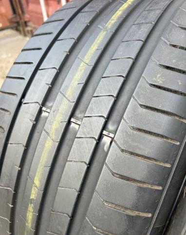 Pirelli P Zero PZ4 275/40 R21