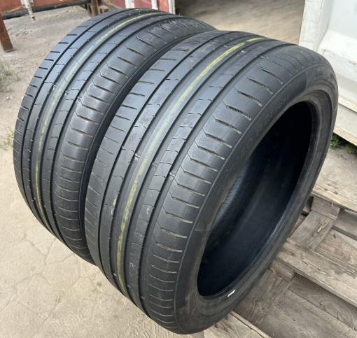 Pirelli P Zero PZ4 275/40 R21