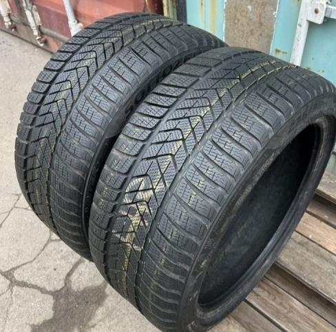 Pirelli Winter Sottozero 3 275/35 R19