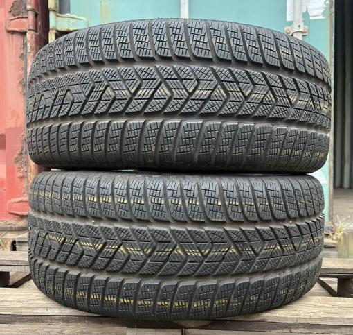 Pirelli Scorpion Winter 255/40 R21