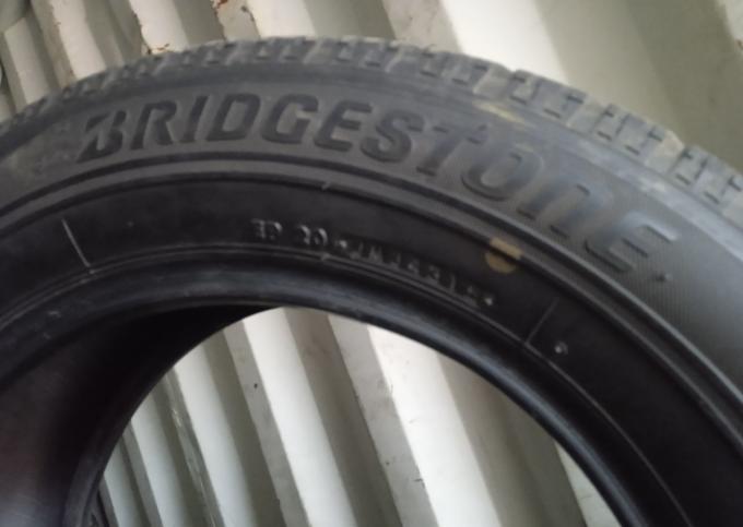 Bridgestone Blizzak VRX 205/60 R16