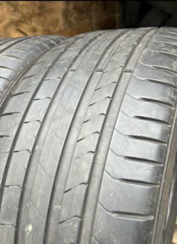 Pirelli P Zero PZ4 255/40 R20