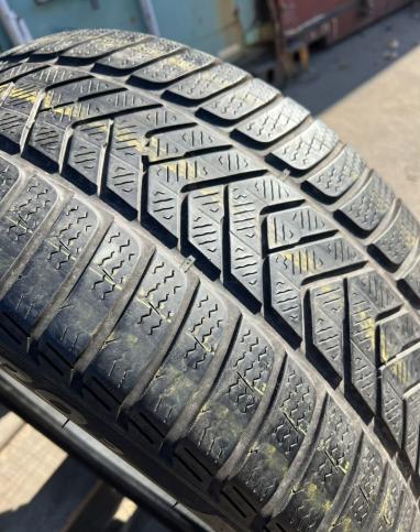 Pirelli Winter Sottozero 3 275/35 R21