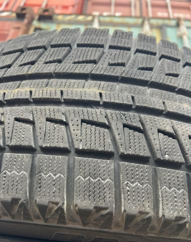 Bridgestone Blizzak RFT 255/50 R19