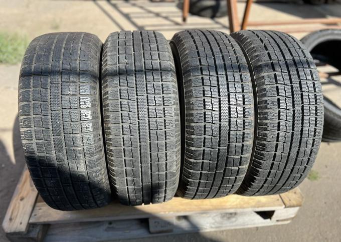 Toyo Garit G5 215/60 R16