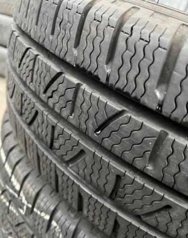 Pirelli Carrier Winter 215/65 R16C