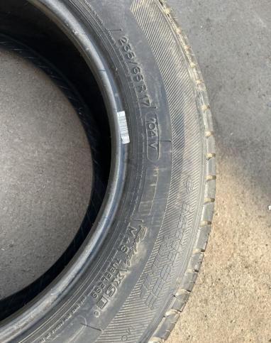 Michelin Latitude Tour HP 235/65 R17