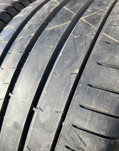 Pirelli P Zero PZ4 275/30 R20