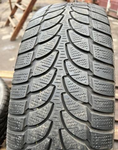 Bridgestone Blizzak LM-80 225/65 R17