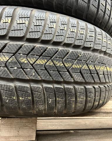 Pirelli Winter Sottozero 3 255/35 R21