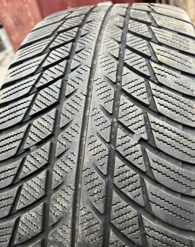 Bridgestone Blizzak LM-001 225/50 R18