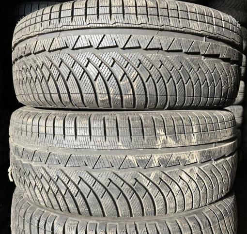 Michelin Pilot Alpin 4 225/55 R18