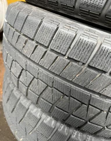 Bridgestone Ice Partner 2 215/65 R16