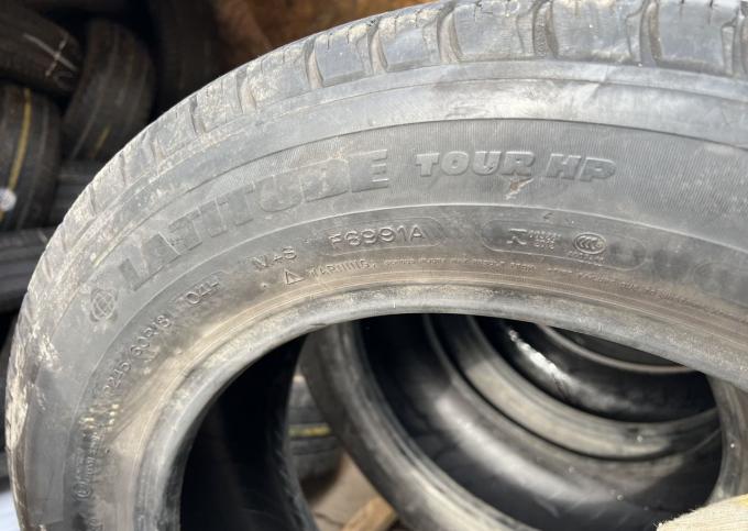 Michelin Latitude Tour HP 245/60 R18