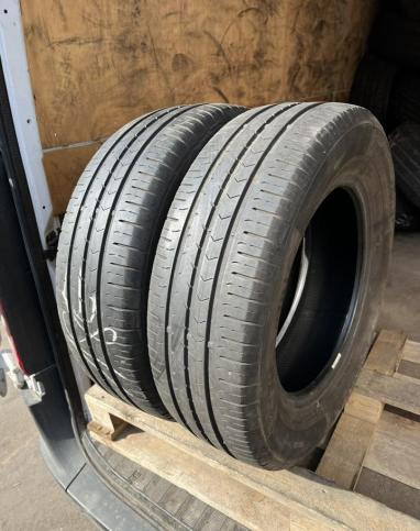 Continental ContiPremiumContact 5 215/65 R16