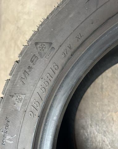 Syron Everest 1 Plus 215/55 R16