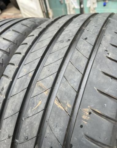 Bridgestone Turanza T005 255/45 R19