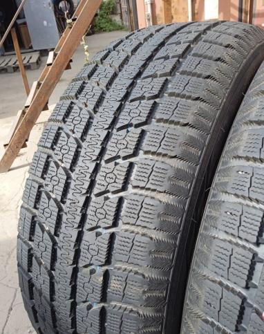 Toyo Observe GSi-5 275/50 R21