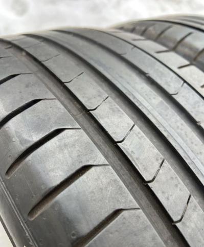 Pirelli P Zero PZ4 245/40 R21