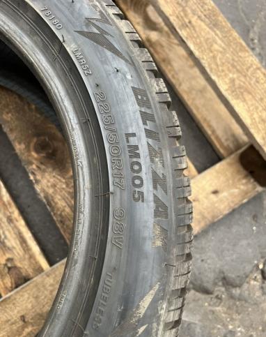 Bridgestone Blizzak LM-005 225/50 R17