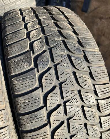 Bridgestone Blizzak LM-25 205/45 R17