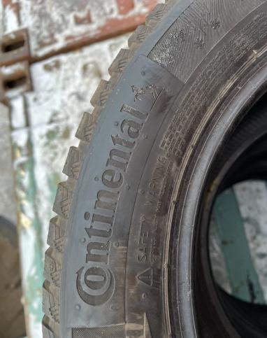 Continental WinterContact SI 215/55 R16