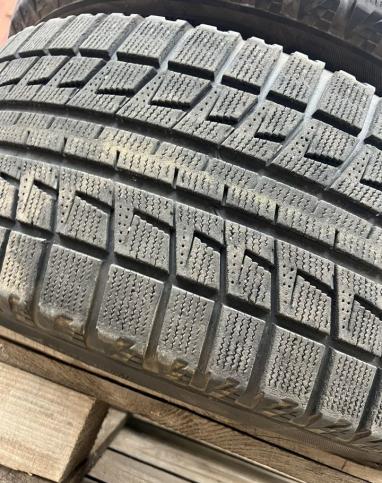 Bridgestone Blizzak RFT 255/50 R19