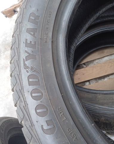 Goodyear Vector 4Seasons Gen-2 235/50 R18