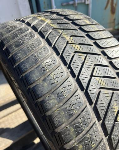 Pirelli Winter Sottozero 3 275/35 R21