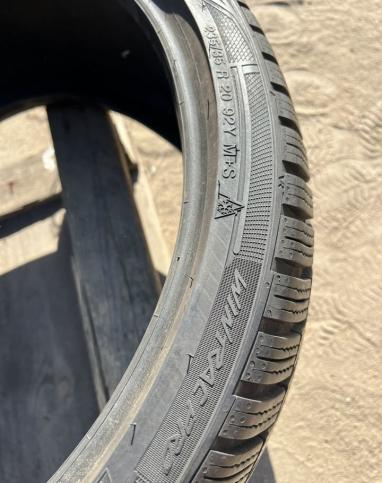 Vredestein Wintrac Pro 235/35 R20