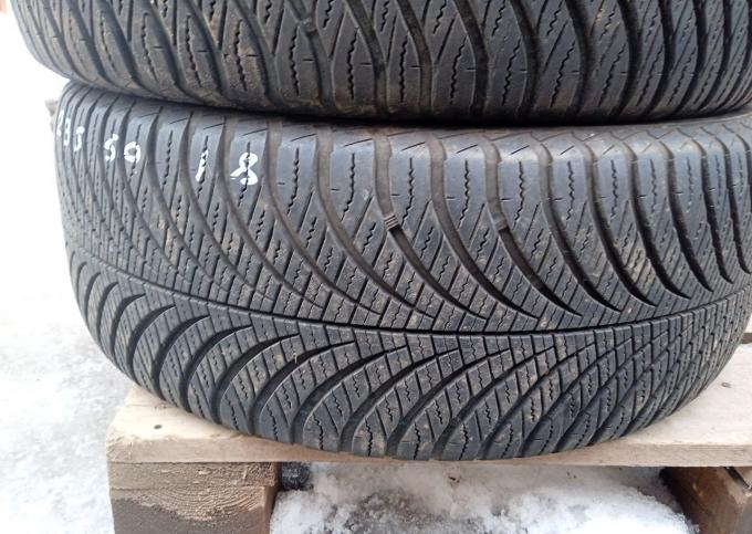 Goodyear Vector 4Seasons Gen-2 235/50 R18