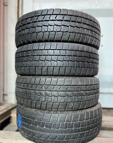 Dunlop Winter Maxx WM02 185/60 R15