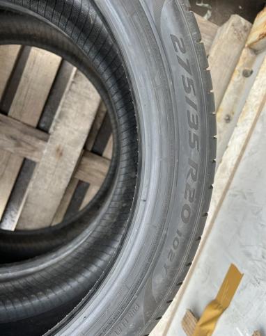 Pirelli P Zero PZ4 275/35 R20