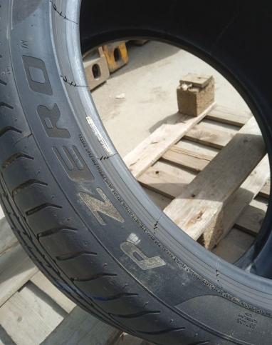 Pirelli P Zero 325/30 R21